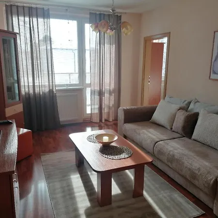 Leny Apartman