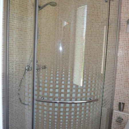 Apartman Leny *