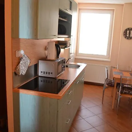 Leny Apartman Tátralomnic