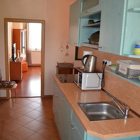 Leny Apartman
